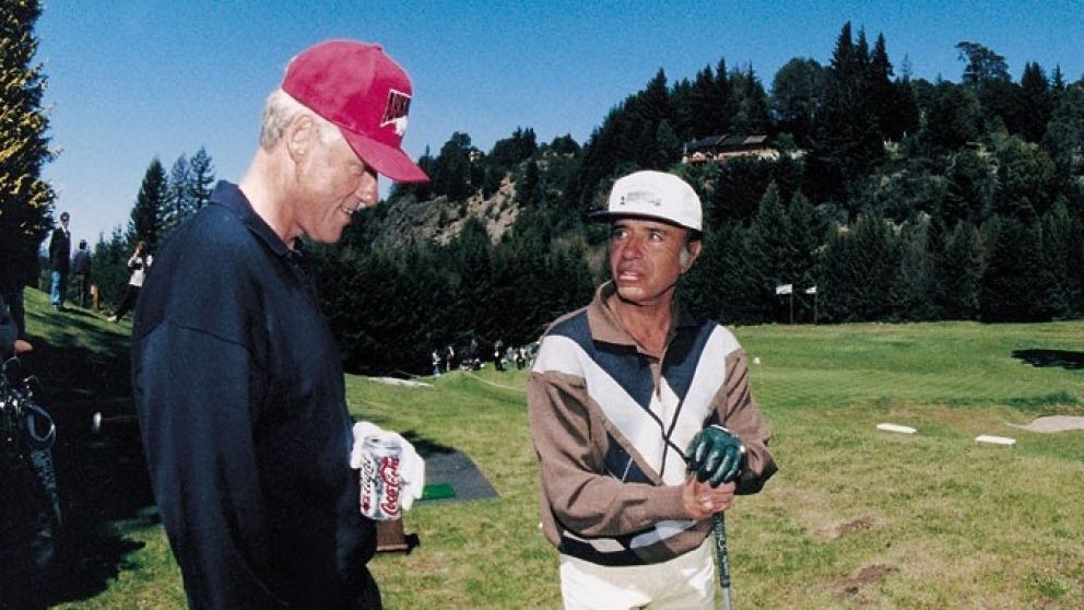 Carlos Menem llevó a Bill Clinton a jugar al golf