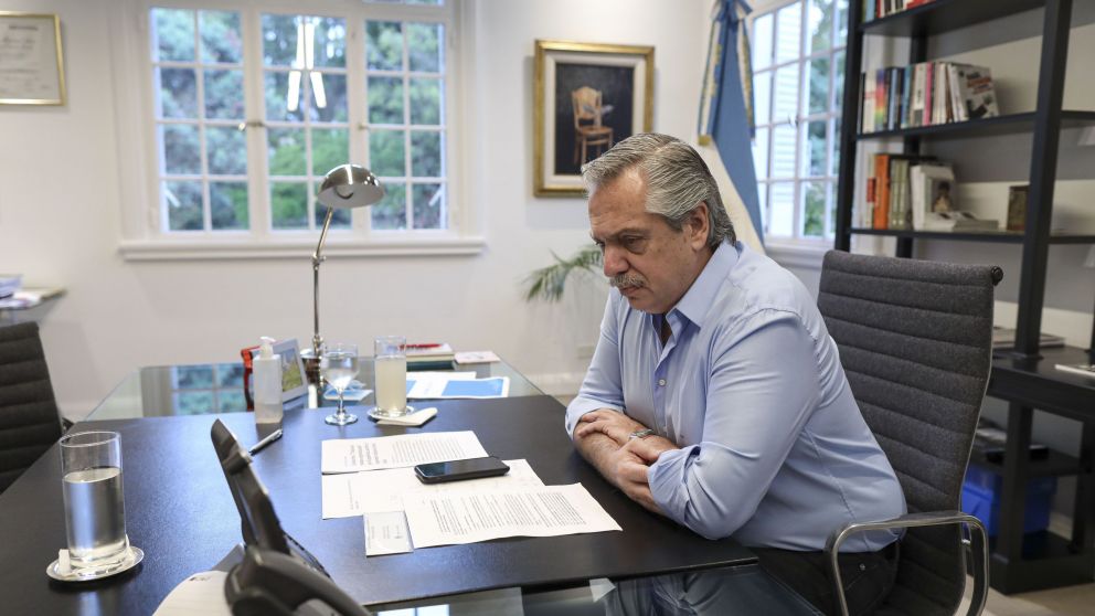 Diálogo con Conte y apoyo por la renegociación de la deuda