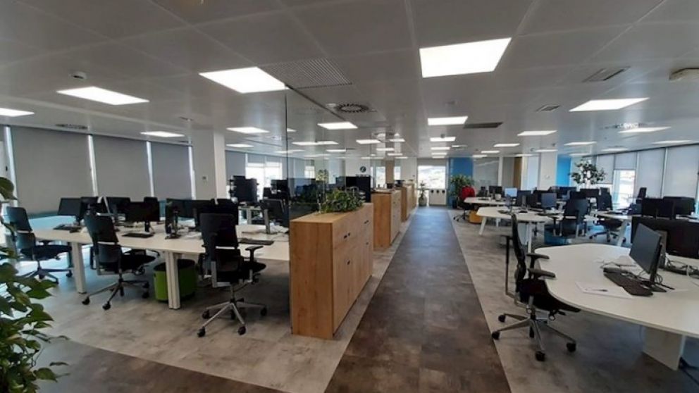 Oficinas en pandemia: en 2020, la superficie alquilada cayó 30%