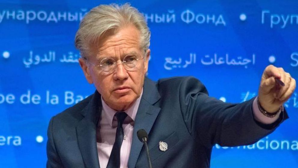 Rice aseguró que el plan económico deberá ser "a mediano plazo"