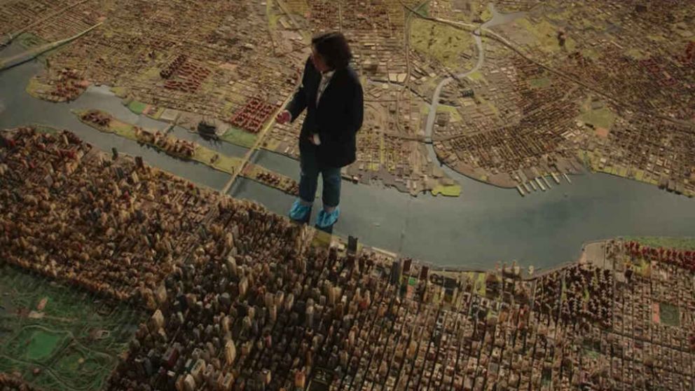 Transporte, taxistas, gym en las calles, todo bajo la mirada ácida de Lebowitz