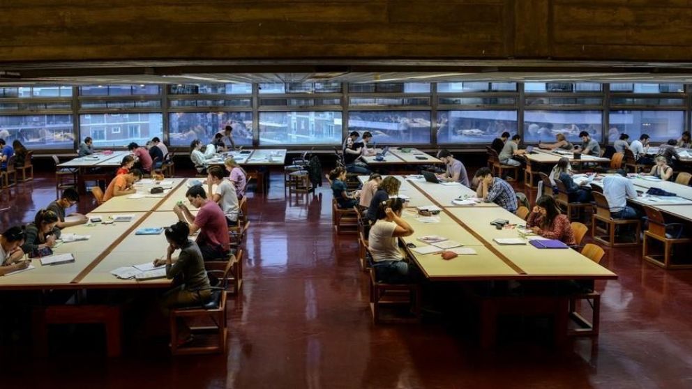 Creció el sector servicios en noviembre por sexto mes consecutivo en Brasil