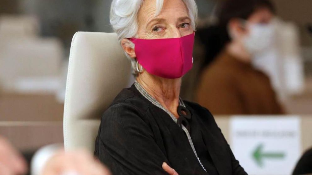Lagarde dice que sigue adelante el euro digital