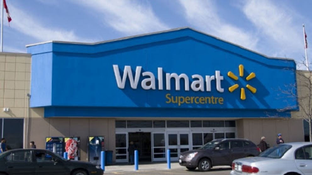 Walmart espera el fin del coronavirus para resolver su futuro