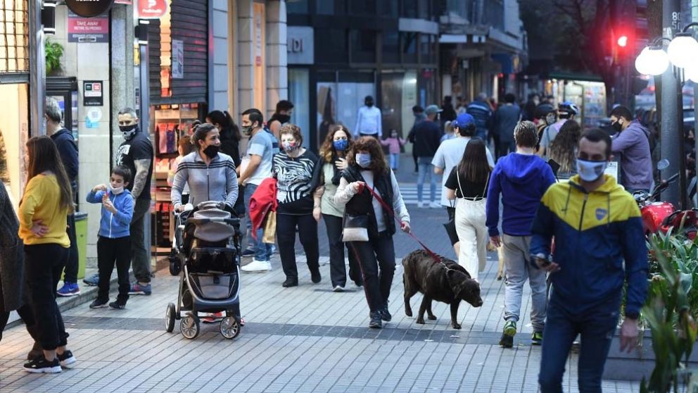 Restricciones ante el aumento de casos en Argentina