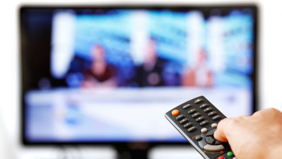 AUH: TV por cable con descuento, ¿cómo solicitarla?