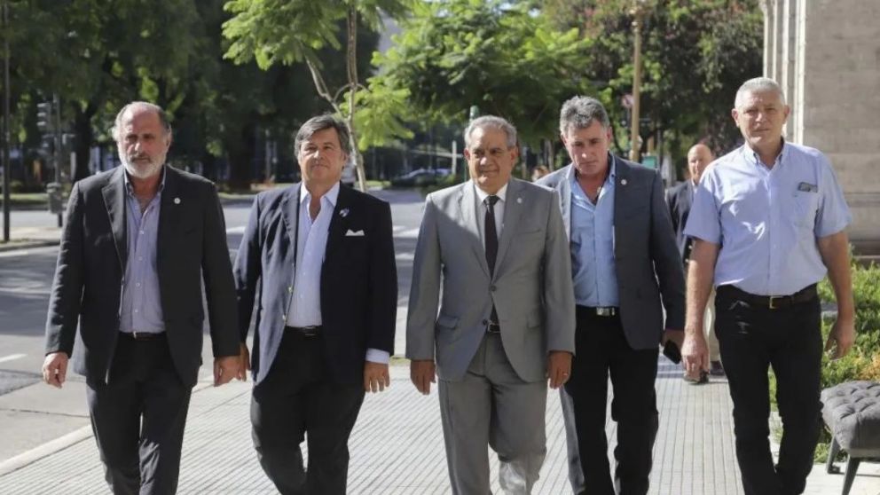 "Sigue el intervencionismo del Estado, que es lo que nos preocupa a nosotros", se quejó Jorge Chemes