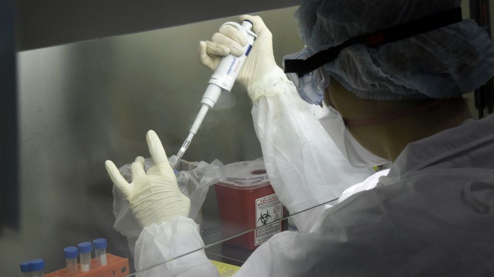 El Malbr�n realiza 300 testeos diarios que involucran el trabajo de muchos t�cnicos y profesionales de la ciencia