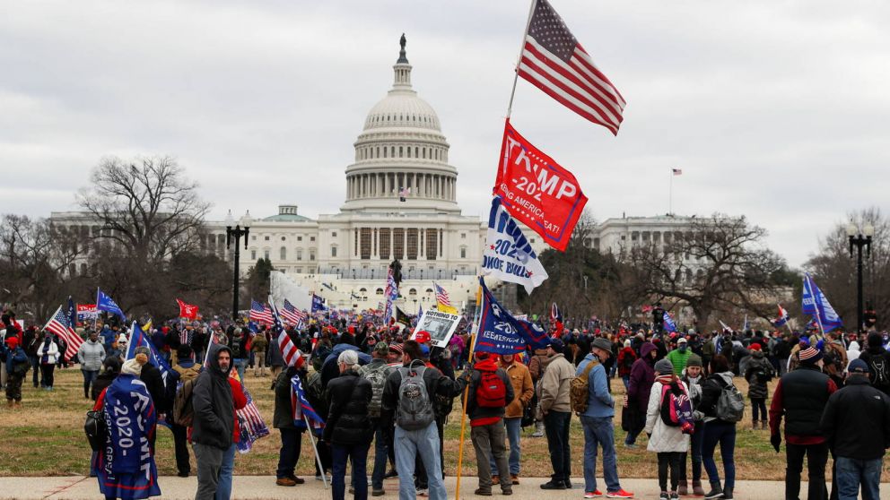 Comienza el toque de queda en Estados Unidos