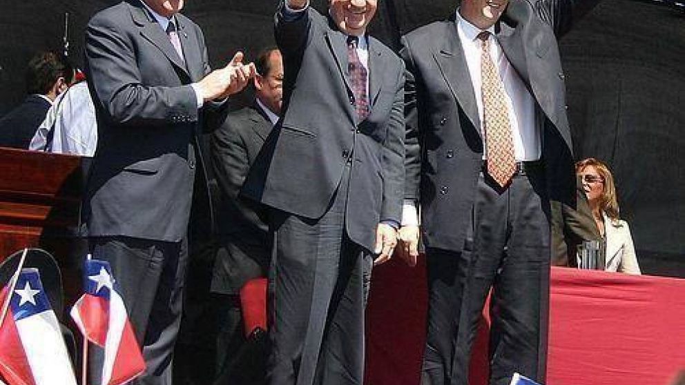 Lagos afirmó que no le quedó más remedio que amenazar con una guerra a la Argentina