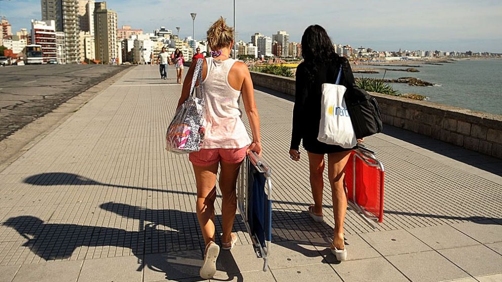 Por el momento no se suspenderá la temporada turística, pero la próxima semana podría haber novedades