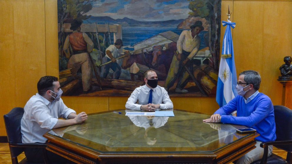 Guzm�n inicia una nueva carrera para reducir la asistencia del Central al Tesoro