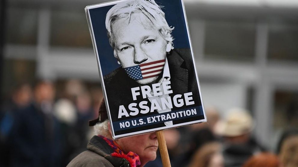 La justicia británica negó extradición de Assange a Estados Unidos