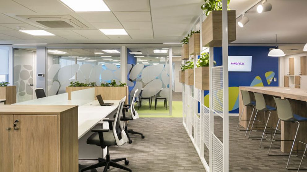Oficinas versus departamentos: cuál de los dos activos deja una renta inmobiliaria más atractiva