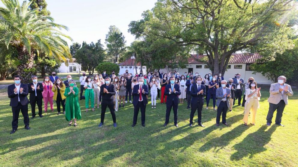 En un clima de unidad, Fernández brindó con diputados oficialista y agradeció las leyes sancionadas
