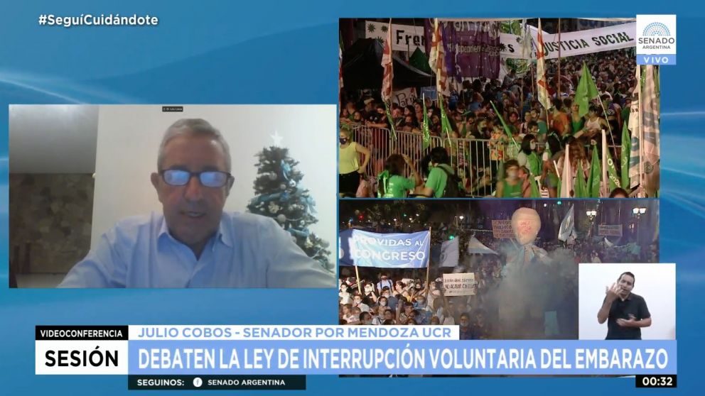 Cobos puntualizó que existe un "dilema de tensión" entre el "derecho de la mujer a decidir" y el "derecho a vivir”