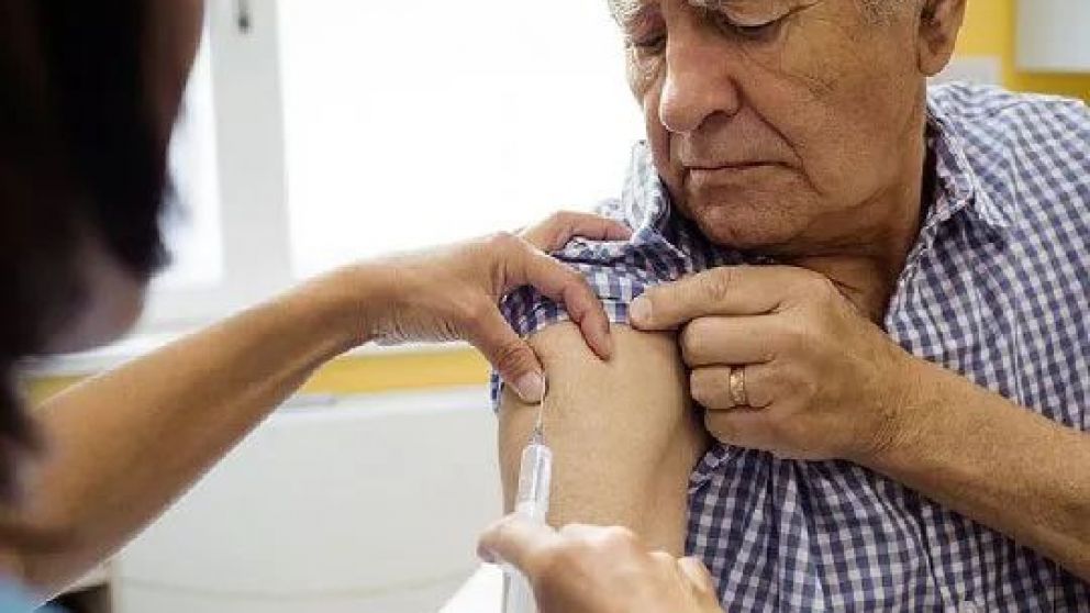 Los jubilados mayores de 65 años pueden vacunarse sin turno