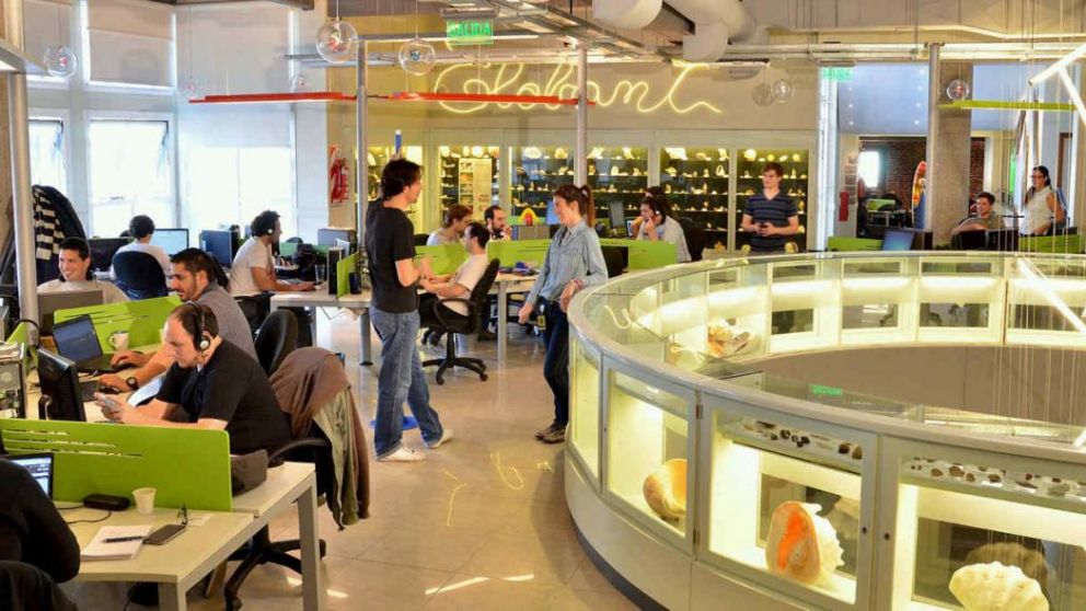 Las tecnológicas dominaron las fusiones durante un año con poca actividad
