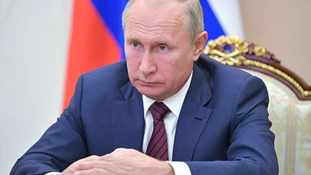 El presidente de Rusia afirmó que se dará la vacuna