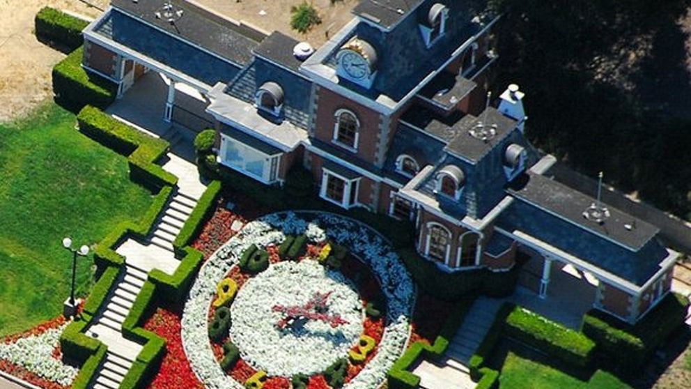 La mansión se ubica en las afueras de Santa Bárbara, California