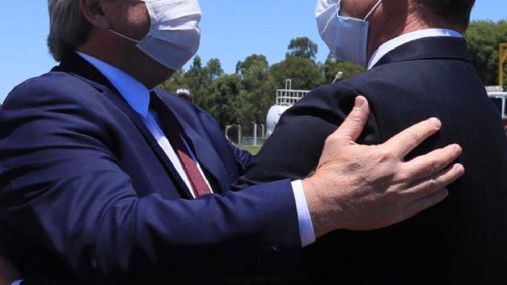 Tras cuestionamientos de Cristina, Alberto se refugia en los gobernadores