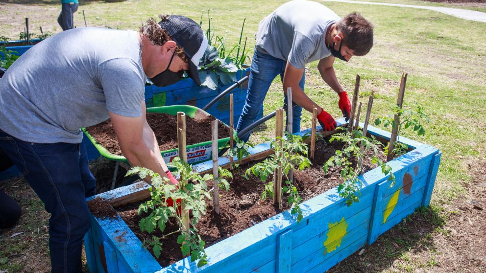 Centro de Compostaje del Parque 3 de Febrero donde se utiliza el compost para huertas.