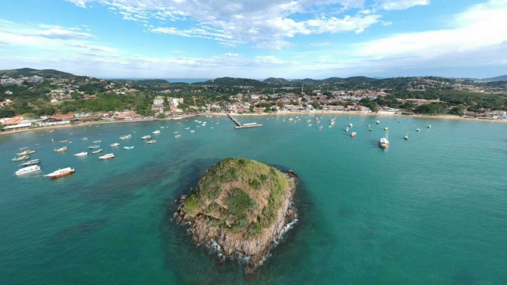 Buzios vuelve a zona roja y dan 72 horas para abonadonar la ciudad