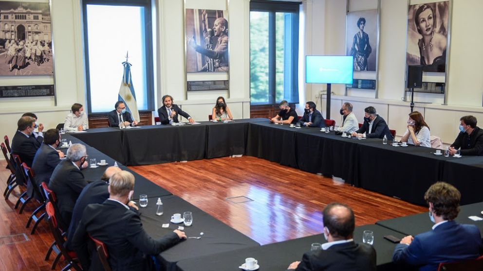 El Gobierno y los intendentes controlar�n la aplicaci�n de la Ley de G�ndolas