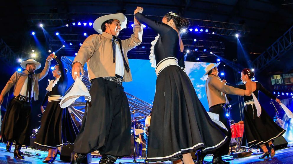 Tradicional o modeno, el baile correntino