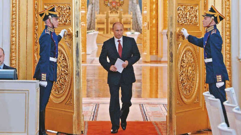 Detención, registro y bienes: cómo es la ley de Inmunidad para ex presidentes que quiere Putin