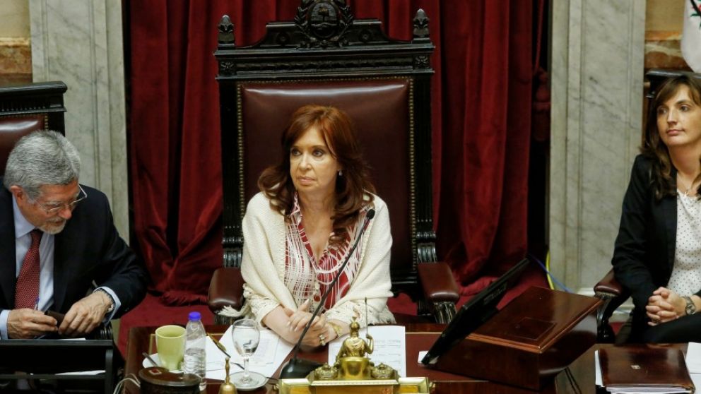 Empate: la vicepresidenta y titular del Senado, Cristina Fernández de Kirchner, solo debería votar si hay paridad