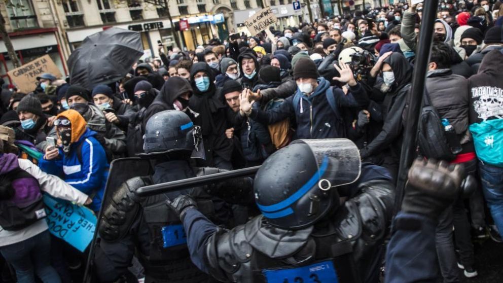 Más marchas en París contra la ley de seguridad