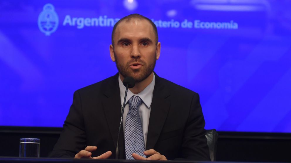 Mart�n Guzm�n negocia con el FMI el sendero fiscal plurianual