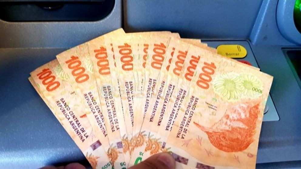 Los montos que se pagan aumenta a medida que avanza el nivel de estudio