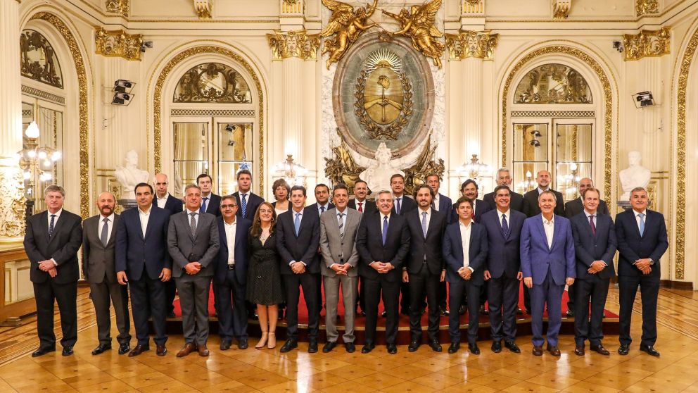 El 17 de diciembre de 2019, apenas asumido, Alberto convocó a los gobernadores para suspender el pacto fiscal
