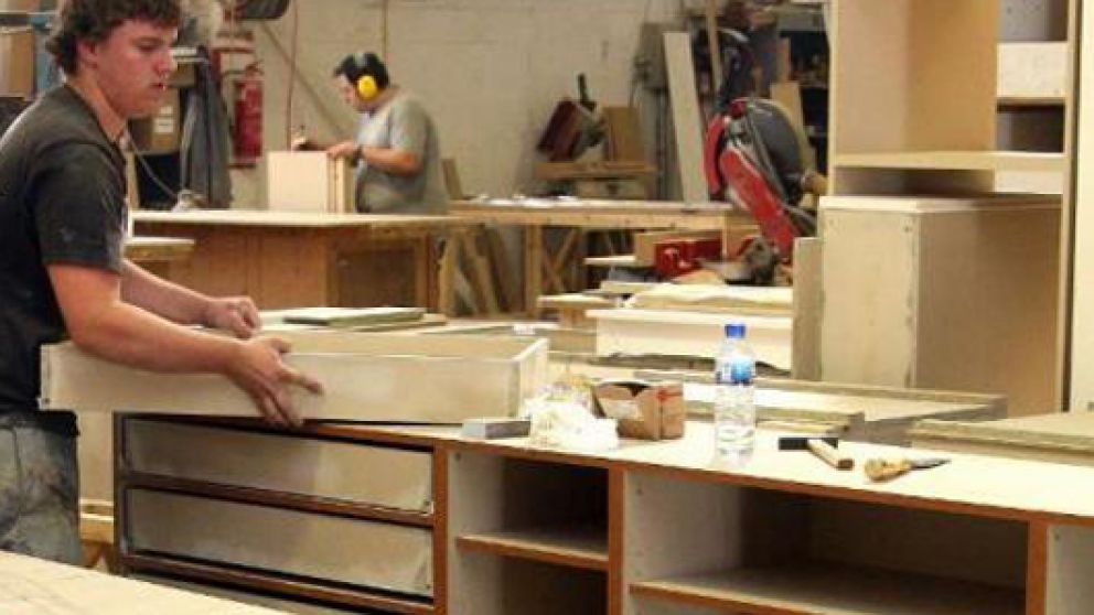 Las ventas de muebles por medio del programa Ahora 12 treparon un 80% en relación a marzo