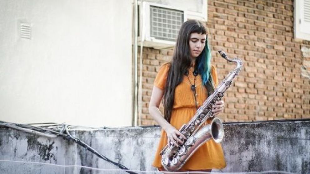 La saxofonista Camila Nebbia editó Aura