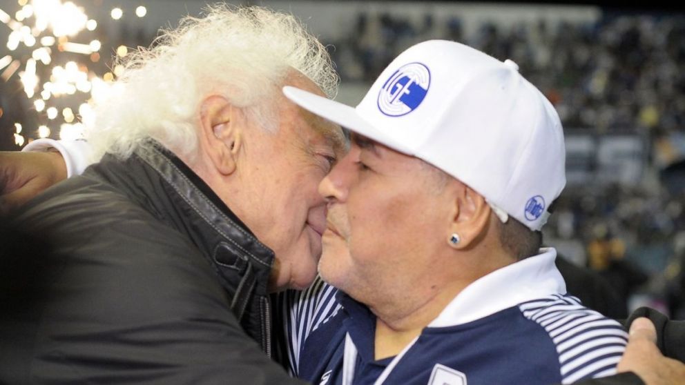 Coppola y Maradona se vieron en febrero en la cancha de Quilmes, en un encuentro de la Copa Argentina