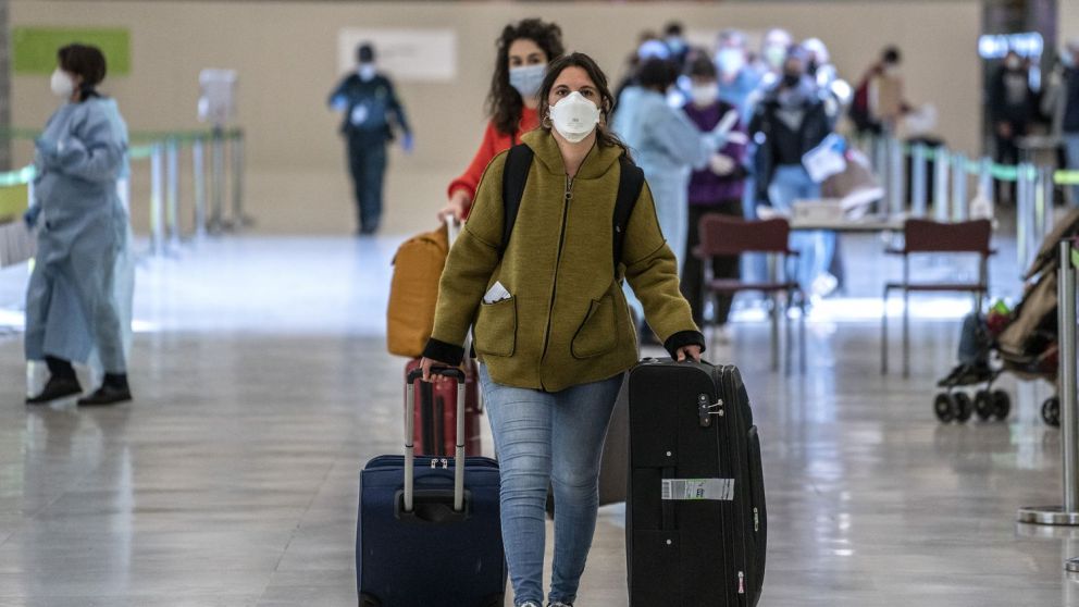 Algunas provincias solicitaron la tomar de temperatura y presentación de una declaración jurada de salud a los pasajeros antes de abordar vuelos de cabotaje.