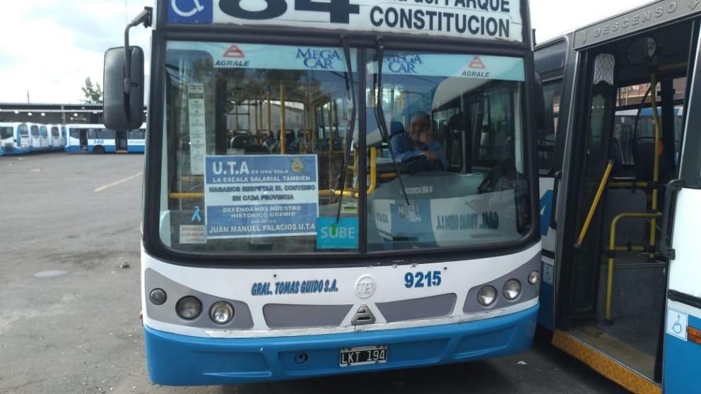 Además de la pulseada salarial la UTA enfrenta conflictos internos