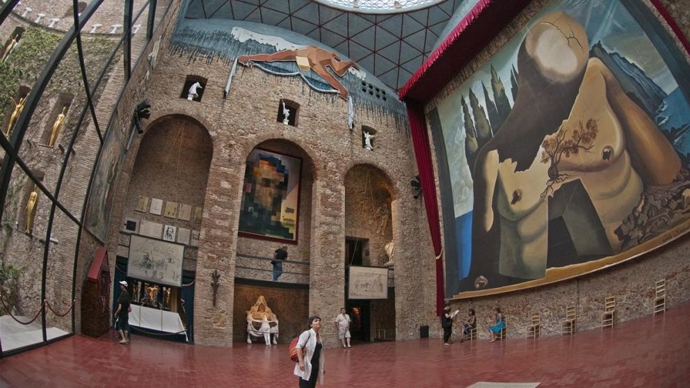 El Museo Dalí de Figueres: ver arte dentro de una obra de arte