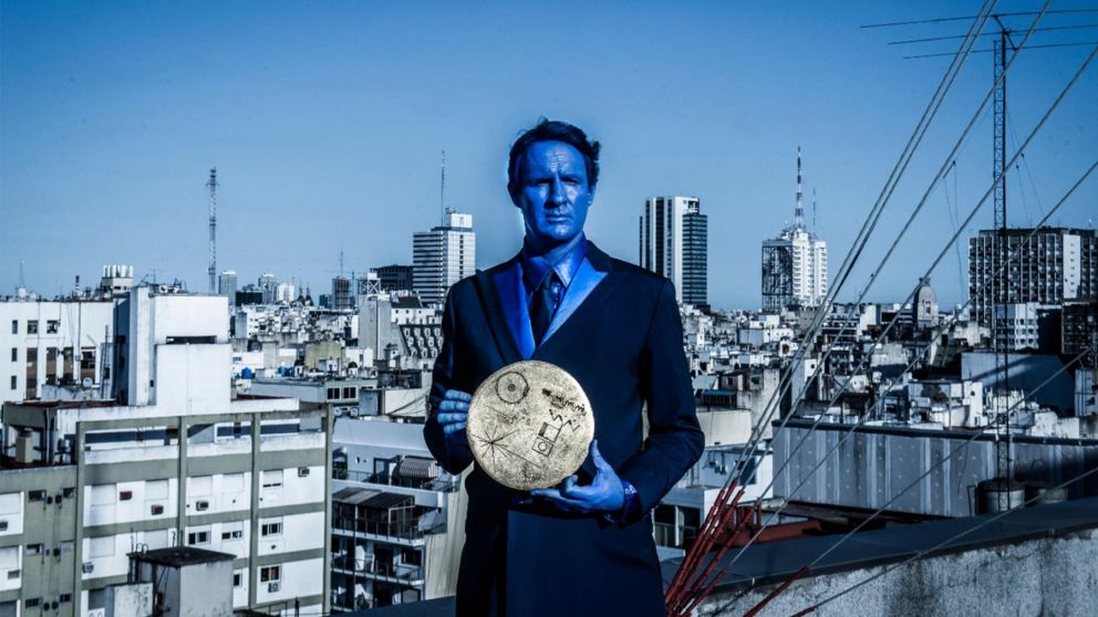 El regreso del disco de oro del Voyager I: más allá y más acá del teatro