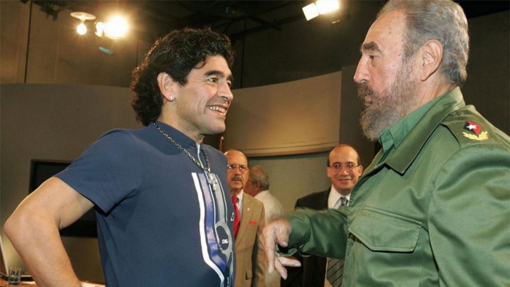 Como su amigo Fidel Castro, Diego falleció un 25 de noviembre...