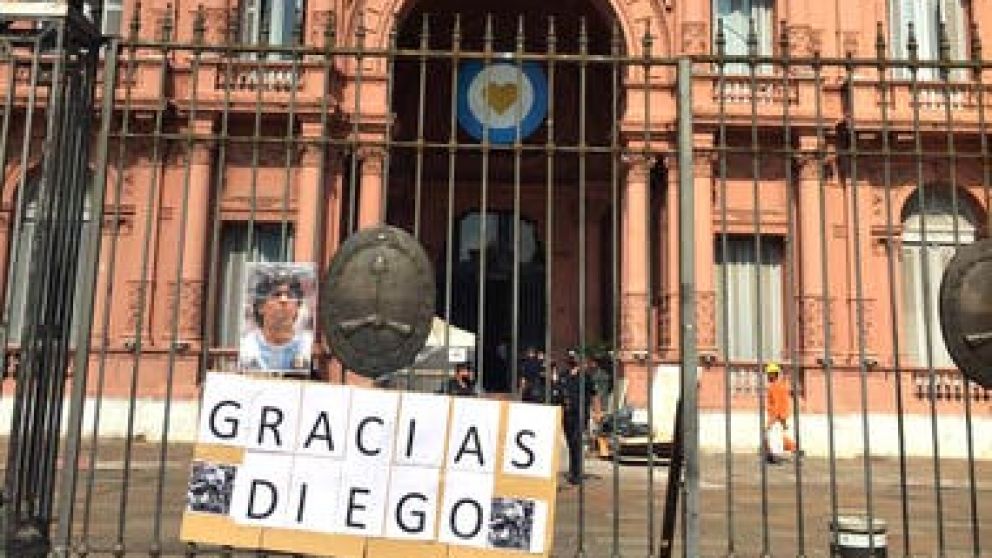 La entrada será por Balcarce 50
