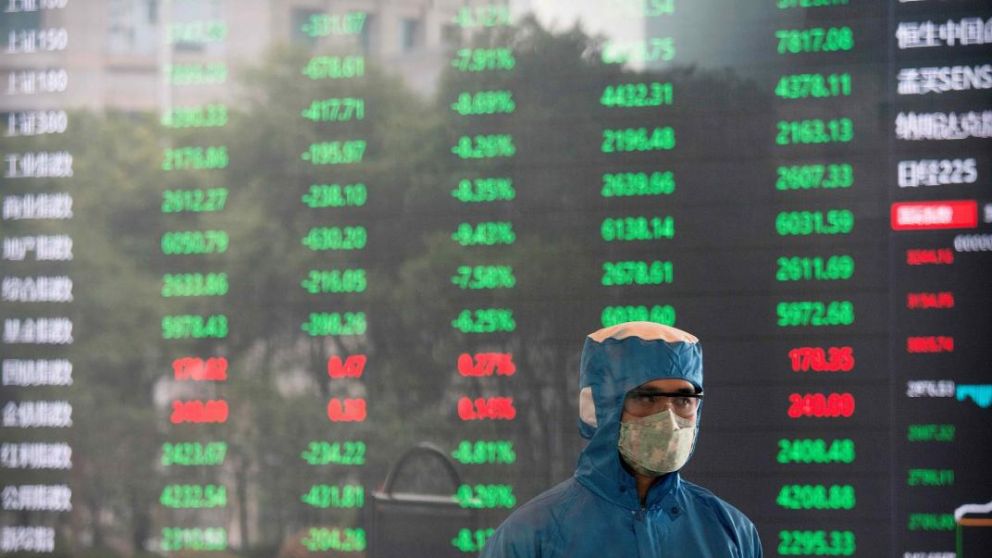 El petr�leo aumenta casi un 2%