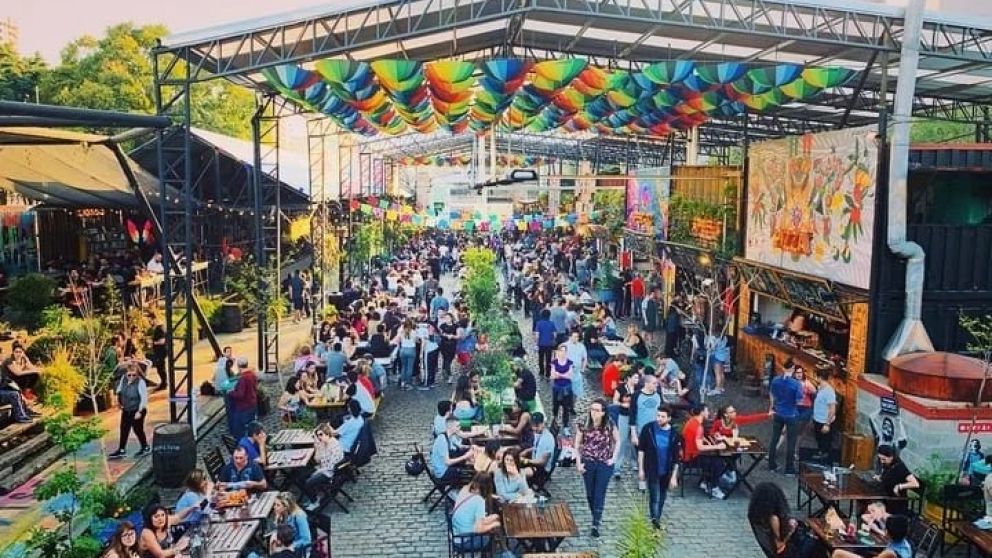 El Patio de los lecheros concesionado por el Gobierno de la Ciudad no sabe si reabrirá