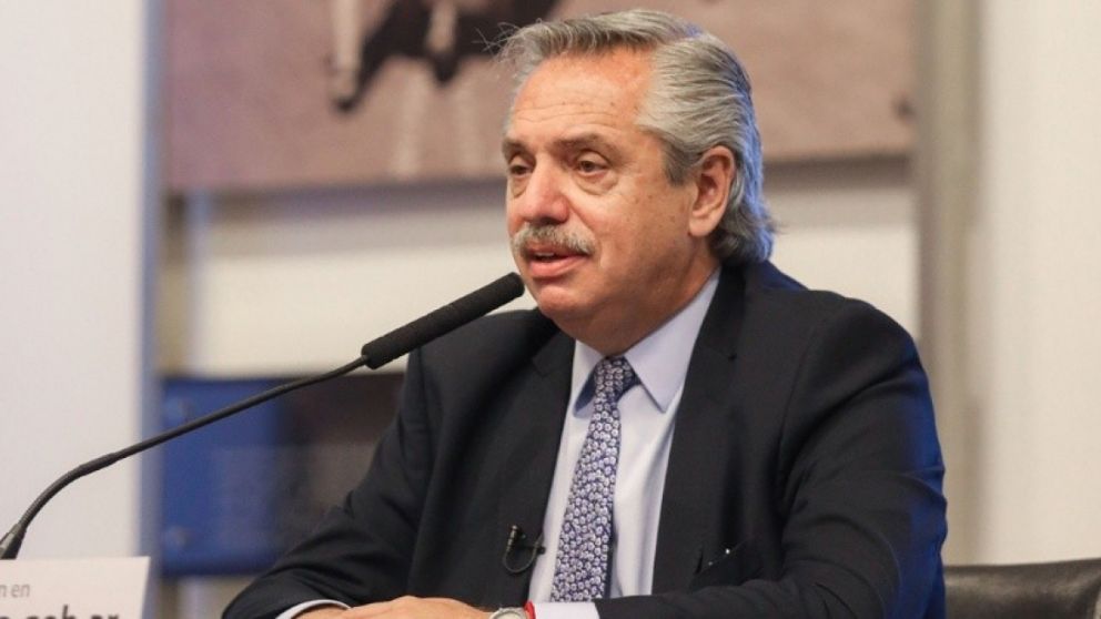 "Peleamos por muchas soberanías, no solo la territorial", dijo Alberto Fernández