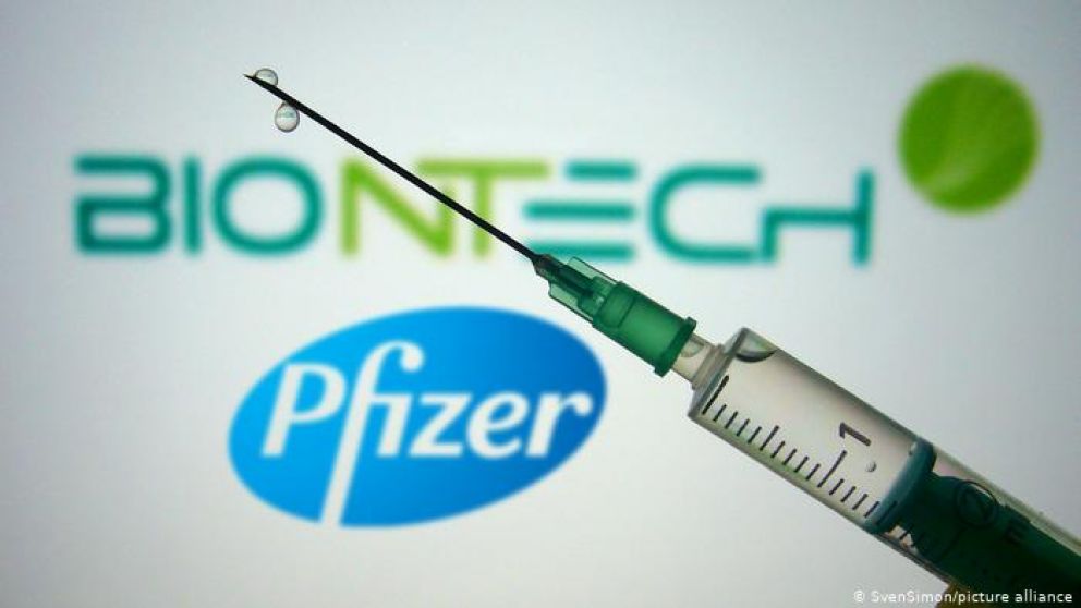 Pfizer - BioNTech pedirá este viernes autorización para su vacuna
