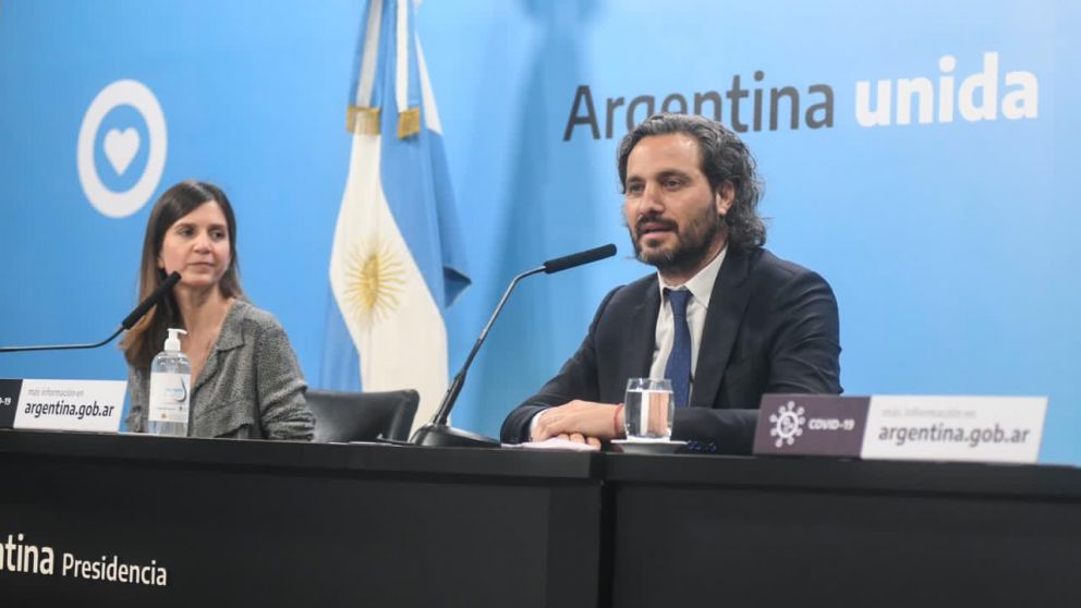 Cafiero y Raverta oficializaron el anuncio en la Rosada