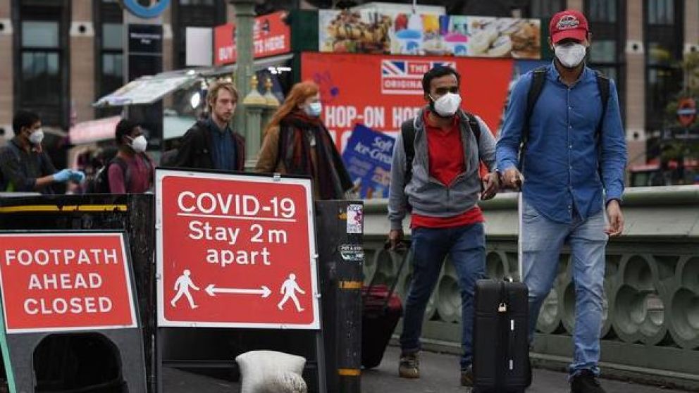 Inglaterra extender�a las restricciones hasta despu�s de las fiestas